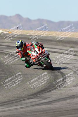 media/Dec-07-2025-CVMA (Sun) [[3e7d2de5dc]]/Race 7-Formula Lightweight Twins Shootout/